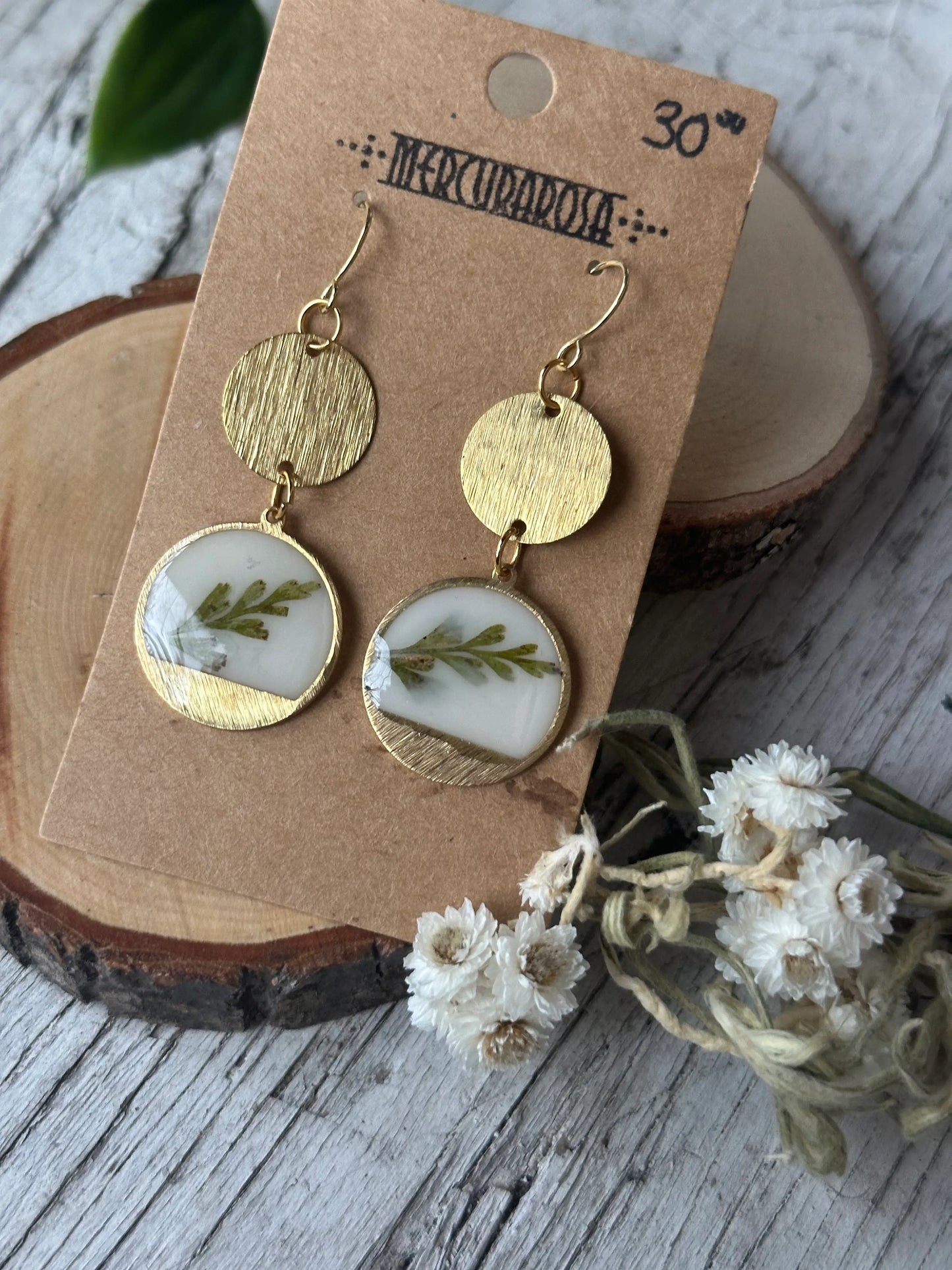 Les petites feuilles blanches